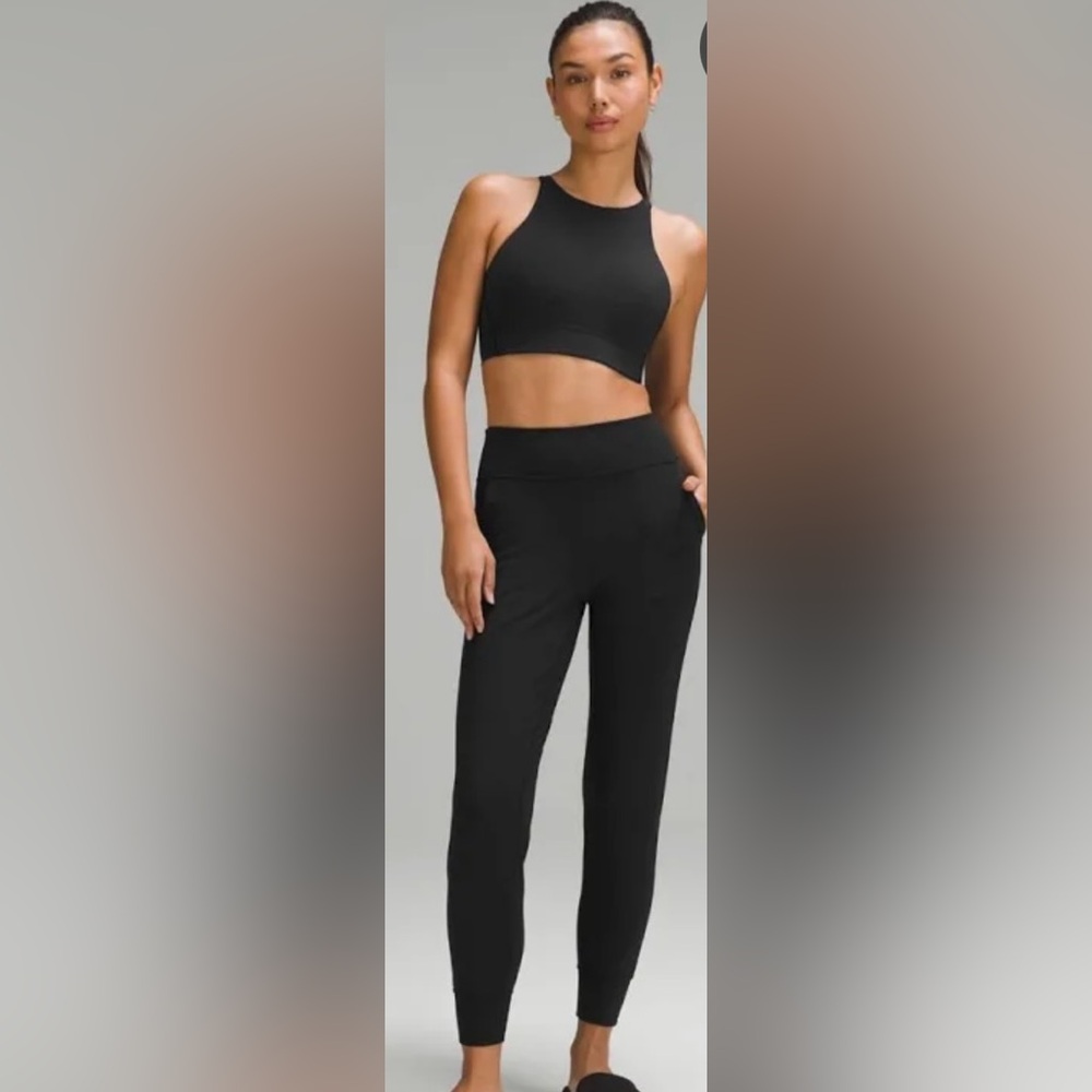 Lululemon Align HR Joggers, size 4, Black, NEW, 25”